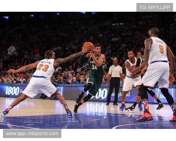 雄鹿七连胜强势夺冠 尼克斯仅负雄鹿小组赛展现不凡实力