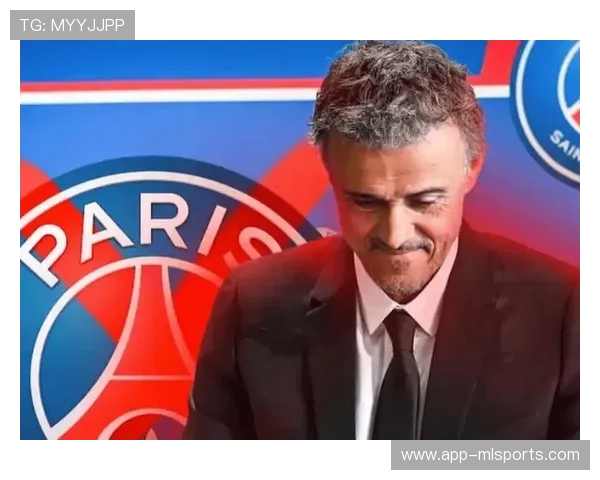 罗马诺辟谣恩里克拒约传闻,称其与巴黎关系融洽