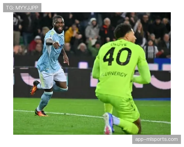 乌迪内斯一次精心设计的角球战术,如何创造出近乎空门的射门机会